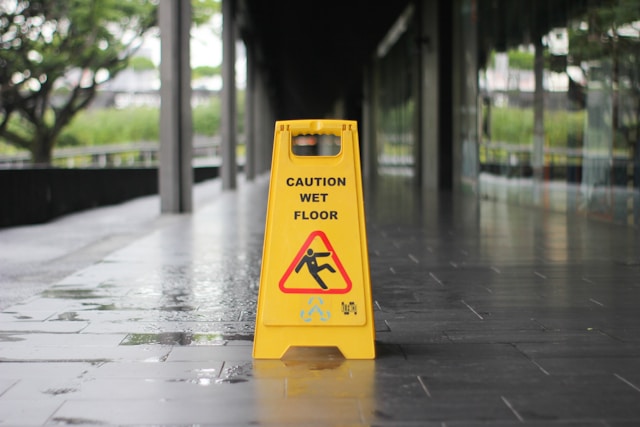 wet floor sign